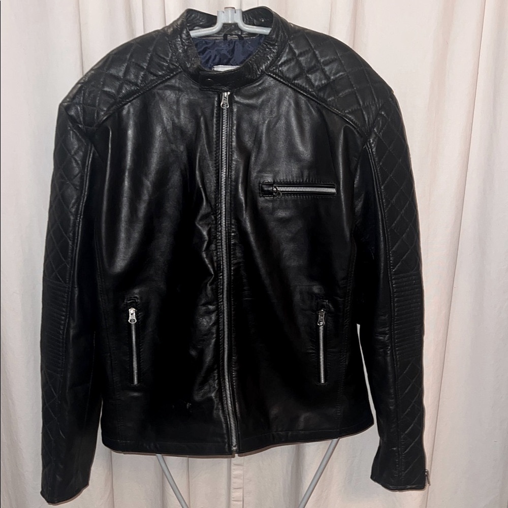 Men's Quilted Black Leather Bomber Jacket